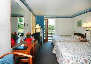Green Harbor Resort East Falmouth Buitenkant foto
